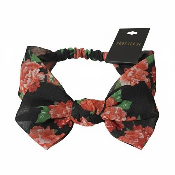 Forever 21 Accessories - FOREVER 21 Roses Hairband NWT